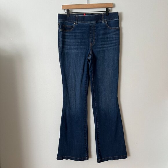 Spanx High Rise Pull On Flare Leg Jeans Women's Size XL - Picture 1 of 7